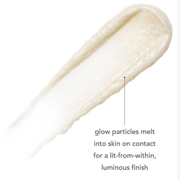 NEW TULA Protect + Glow Daily Sunscreen Gel Broad Spectrum SPF 30 - Picture 2 of 3